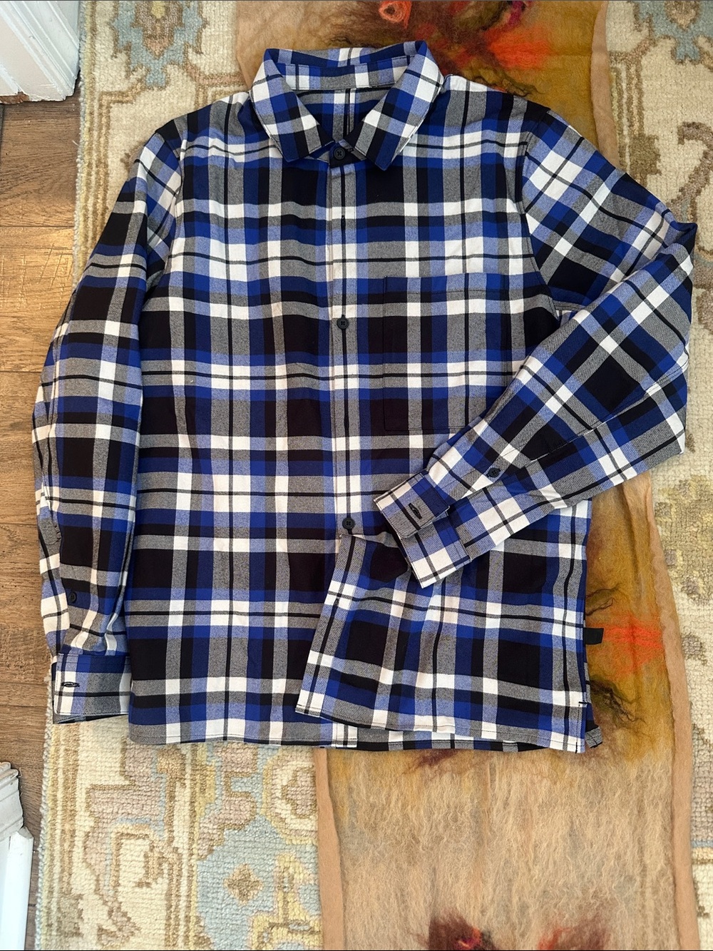 Lululemon Brushed woven over shirt l